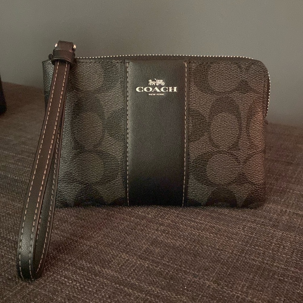 Coach Zip Wristlet